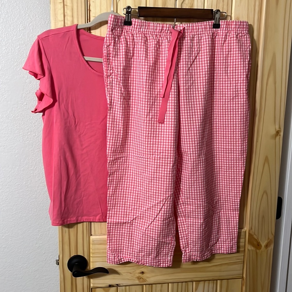 Liz Claiborne gingham pajama set